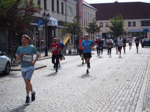 2309e6b7-313d-42a6-9847-f3828951b01b